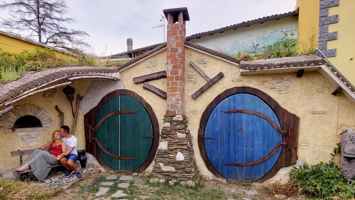 Dormire nella casa Hobbit del Piemonte