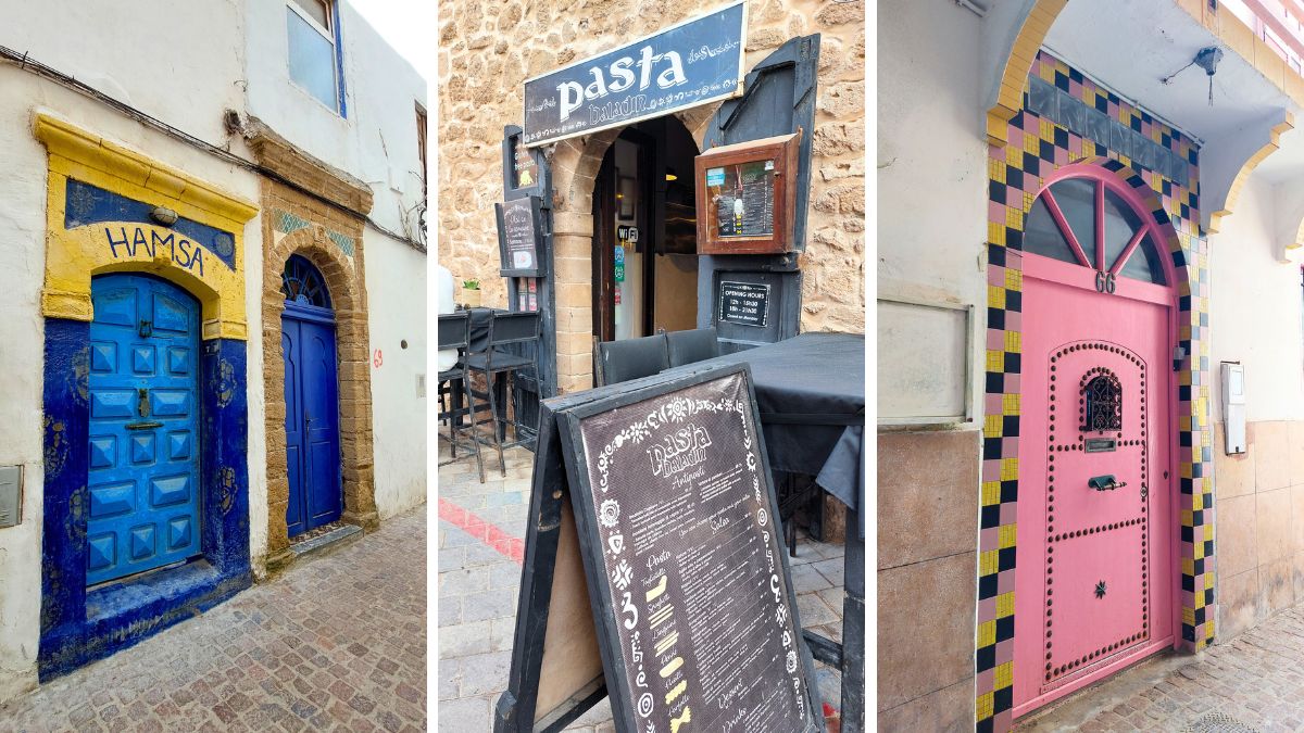 Nella Medina di Essaouira puoi anche addentrarti più in profondità, tra le vie un po’ più lontane dai negozi, è qui che prendono spazio i Riad, ossia le abitazioni tipiche convertite in strutture ricettive, da fuori ingannano: sembrano costruzioni anonime, solo una scritta o una porta decorata, ma dentro sono dei piccoli gioelli di luce, ambientazione, design, colori ecc, che renderanno il tuo soggiorno marocchino speciale.